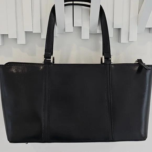 Burberry Leather Tote Bag Authentic – Classic Nova Check Side Panels & Interior - Picture 3 of 12